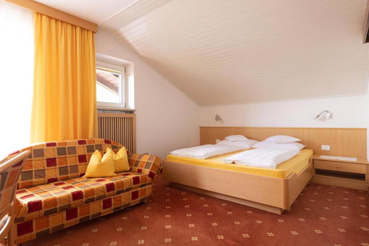 Garni Juval Hotel Tirolo Ngoại thất bức ảnh